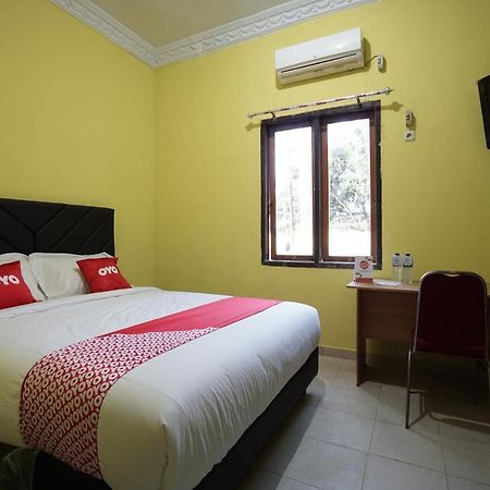 Oyo 2486 Bahana Guest House مانادو المظهر الخارجي الصورة