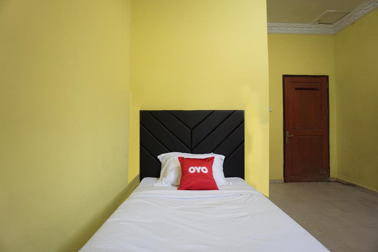 Oyo 2486 Bahana Guest House مانادو المظهر الخارجي الصورة