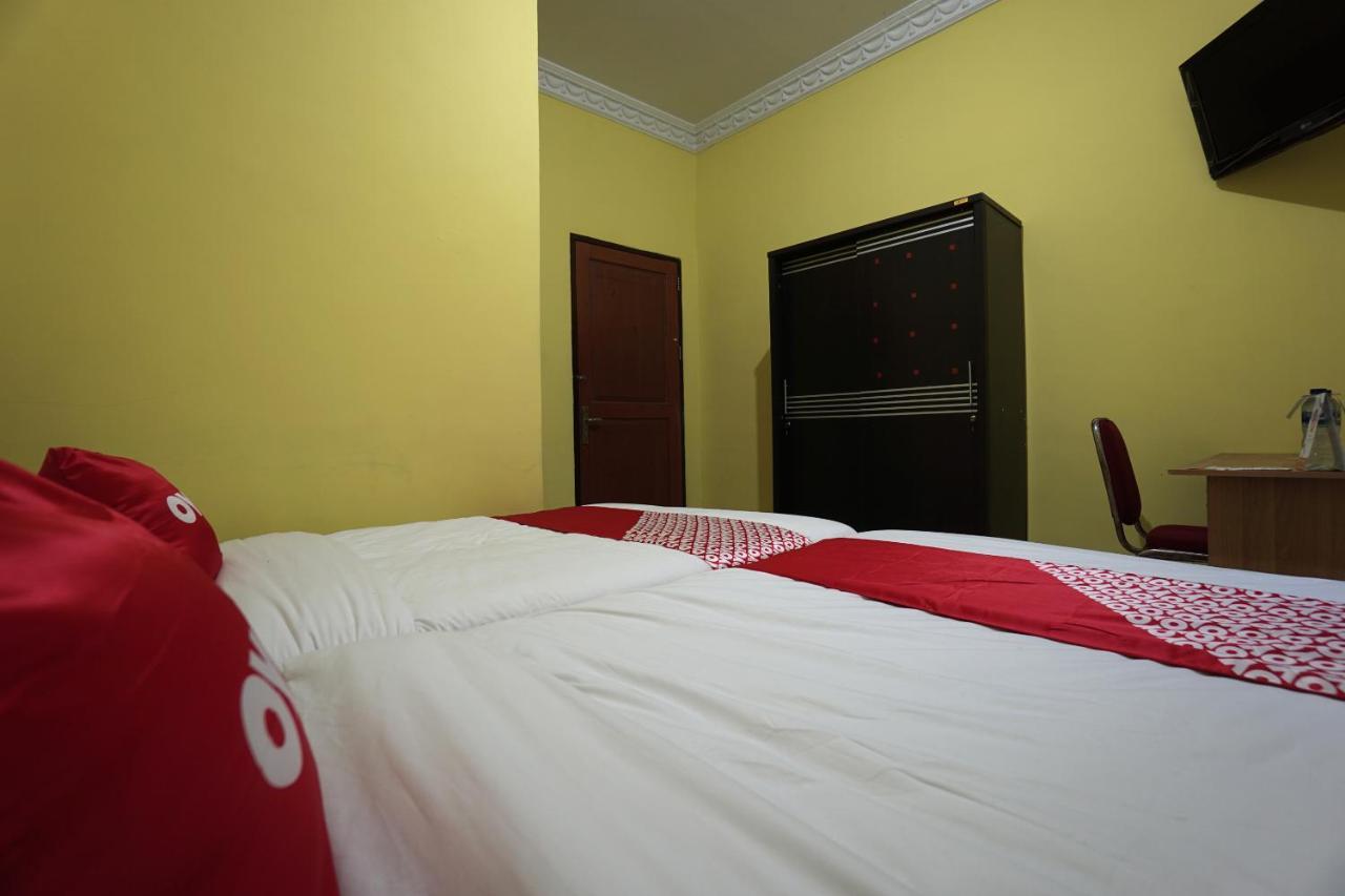 Oyo 2486 Bahana Guest House مانادو المظهر الخارجي الصورة
