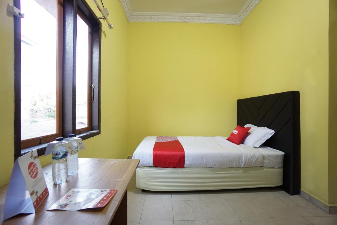Oyo 2486 Bahana Guest House مانادو المظهر الخارجي الصورة