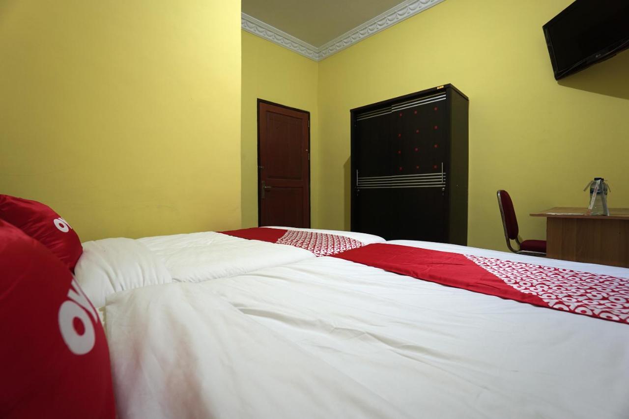 Oyo 2486 Bahana Guest House مانادو المظهر الخارجي الصورة